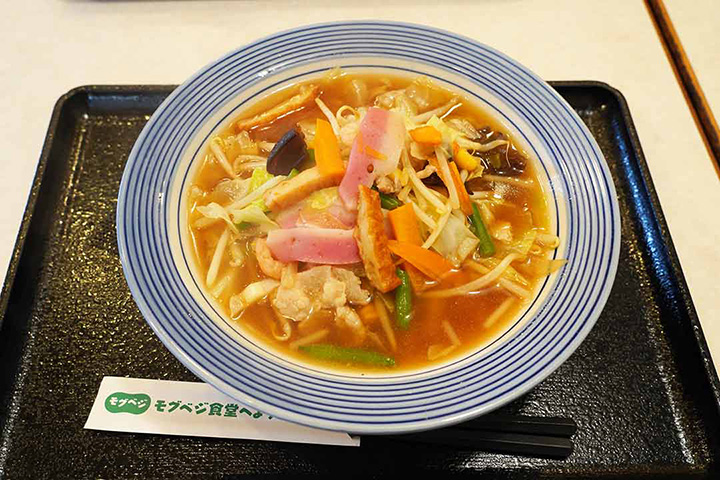 しょうゆちゃんぽん（麺少なめ）